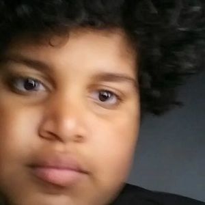 Meet your Posher, Iris